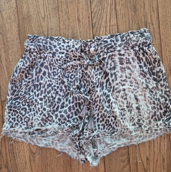 REWASH Leopard Print Women's Shorts BOHO SIZE LARGE SKU 204 - Picture 1 of 5